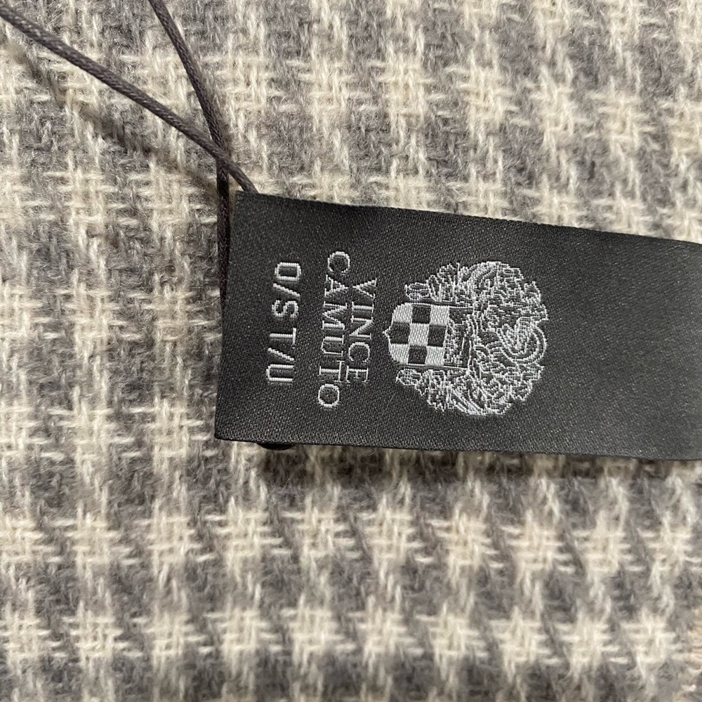 Vince Camuto Black and Cream Houndstooth Scarf
